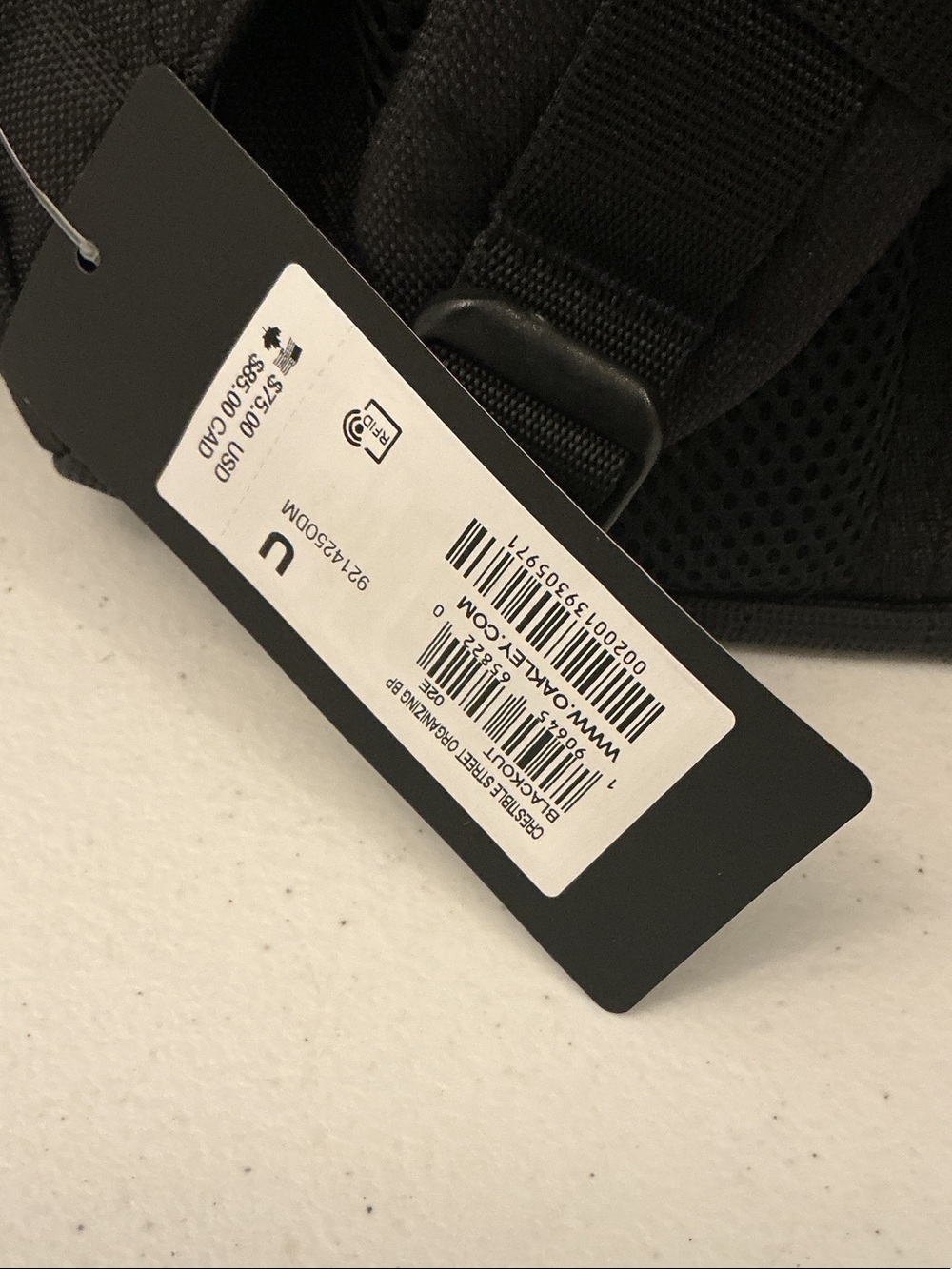 Oakley Black Backpack with White Logo Brand New - Picture 4 of 6